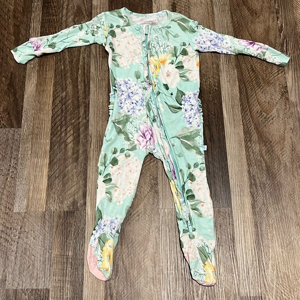 Posh Peanut Footies